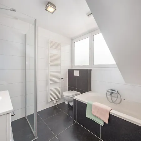 Comfortable With Combi-microwave In Surroundings Arcen