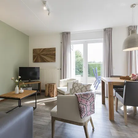 Comfortable With Combi-microwave In Surroundings Villa *